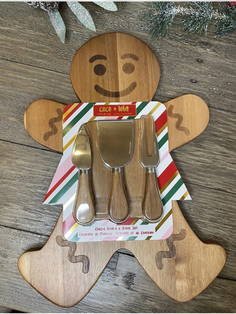 Coco + Lola Gingerbread Man Cheese Board & Knife Set By NEW